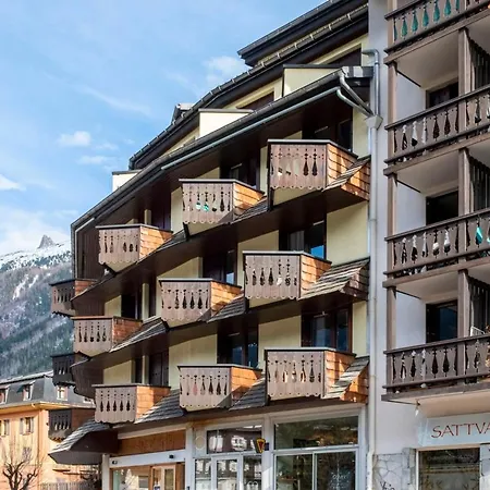 Beautiful In The Valley * Chamonix